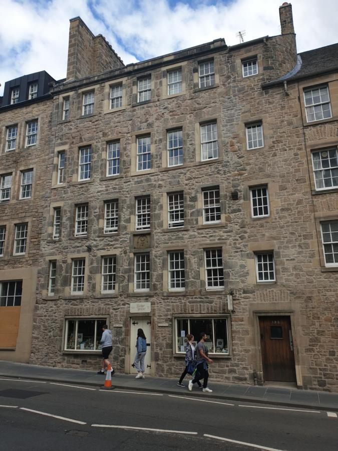 Canongate - Spacious And Historic 2 Bed Flat On Royal Mile Edinburgh Kültér fotó